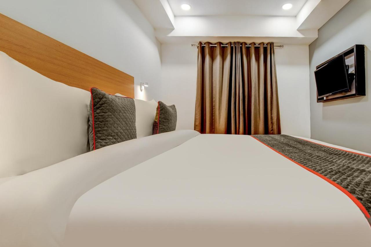 Oyo Townhouse 115 Patel Nagar Hotell New Delhi Eksteriør bilde