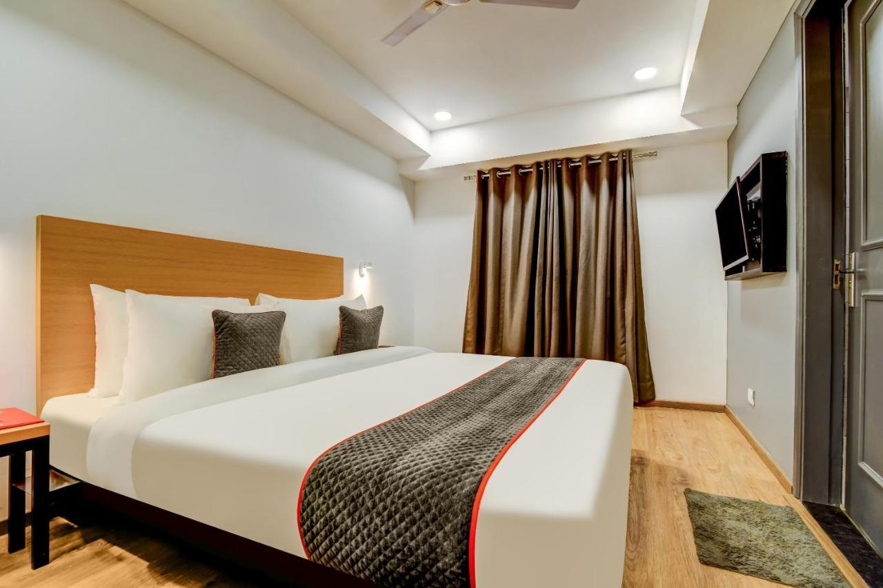 Oyo Townhouse 115 Patel Nagar Hotell New Delhi Eksteriør bilde
