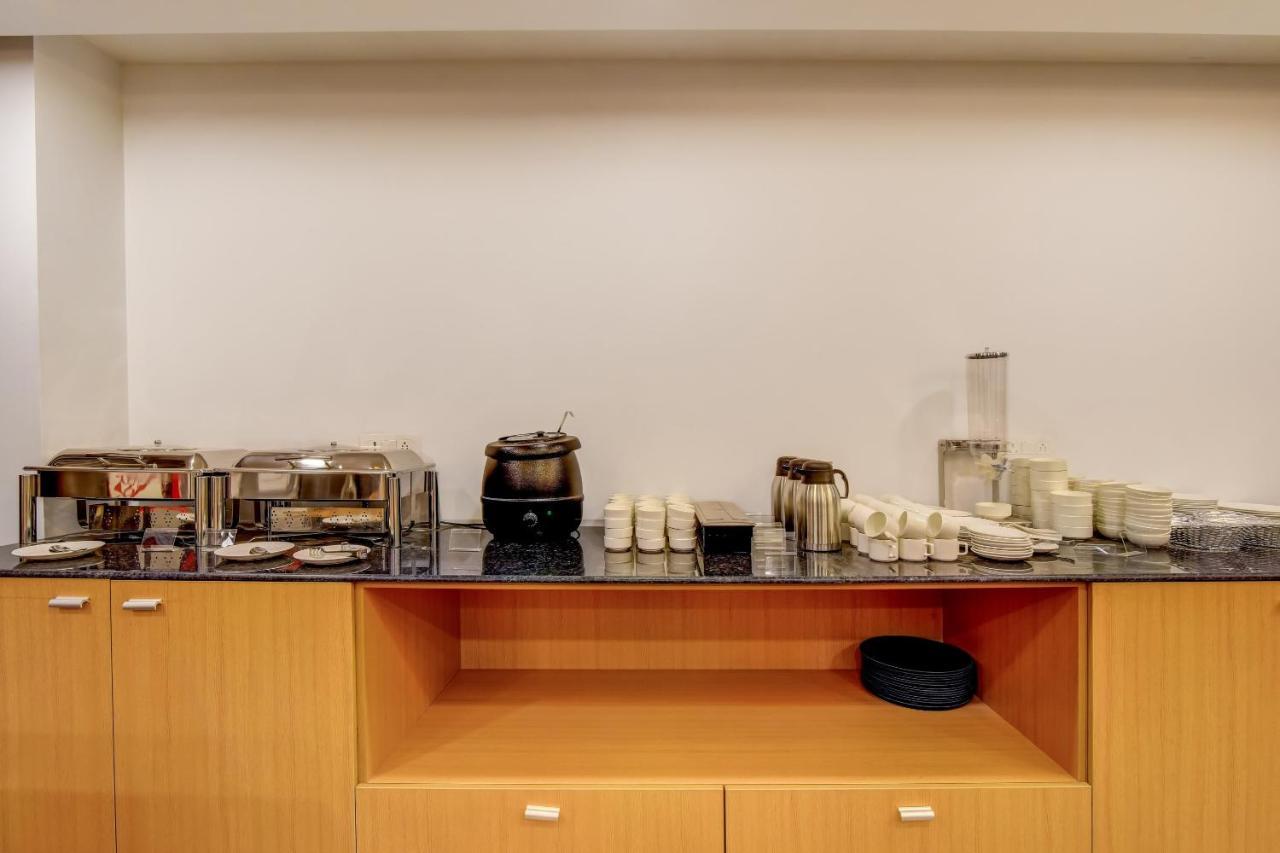 Oyo Townhouse 115 Patel Nagar Hotell New Delhi Eksteriør bilde